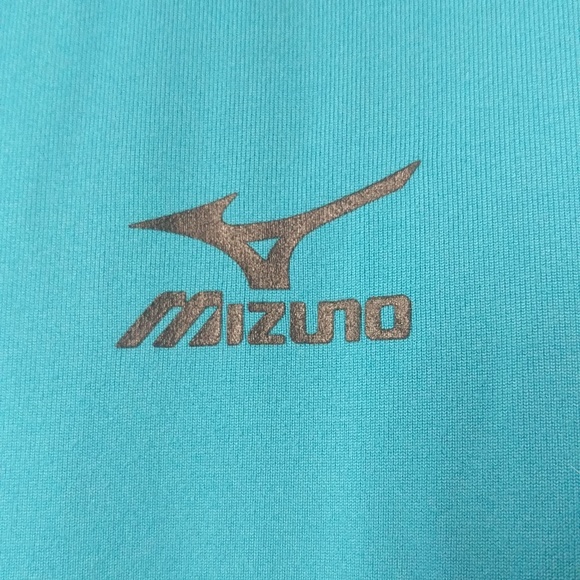 Mizuno V-Neck Short Sleeve T-shirt Large - Picture 2 of 5
